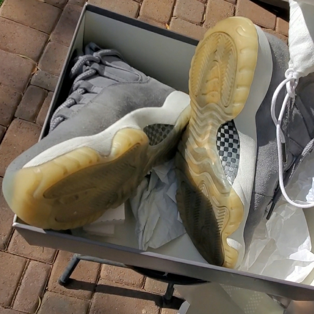 Jordan 11 Premium size 9.5